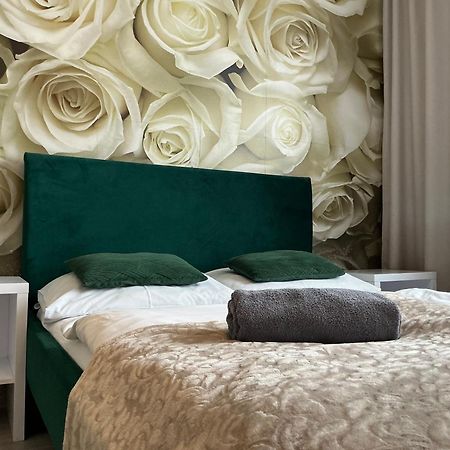 Hostel Przed Switem Ґожув-Велькопольський Екстер'єр фото