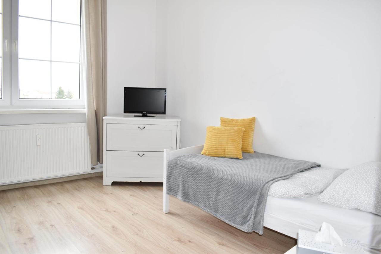 Hostel Przed Switem Ґожув-Велькопольський Екстер'єр фото