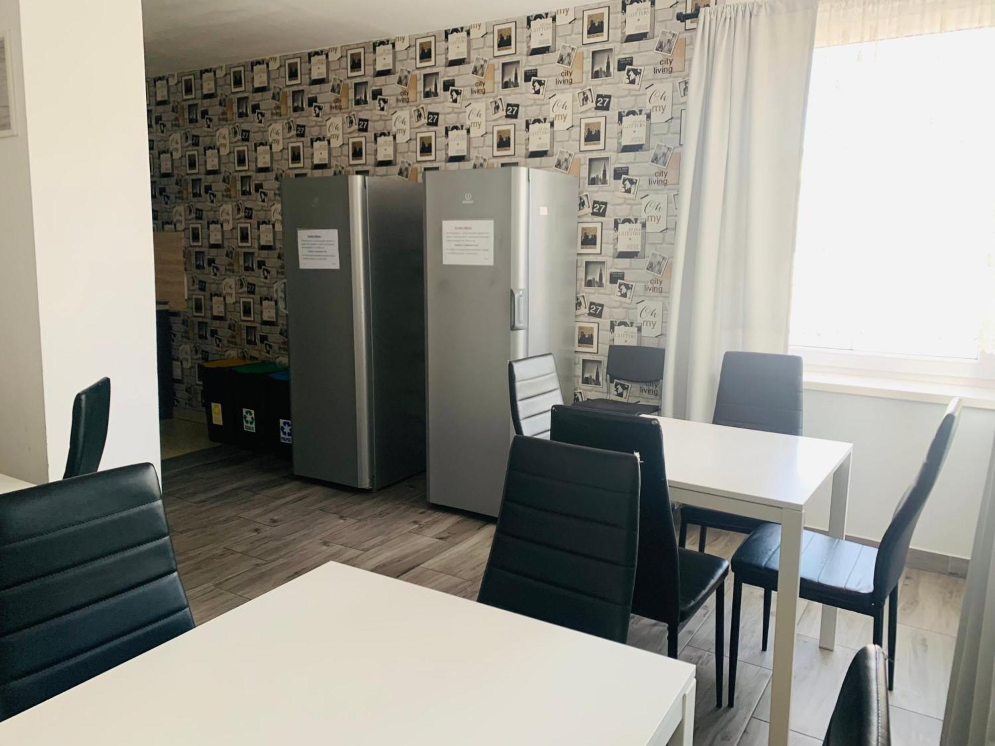 Hostel Przed Switem Ґожув-Велькопольський Екстер'єр фото