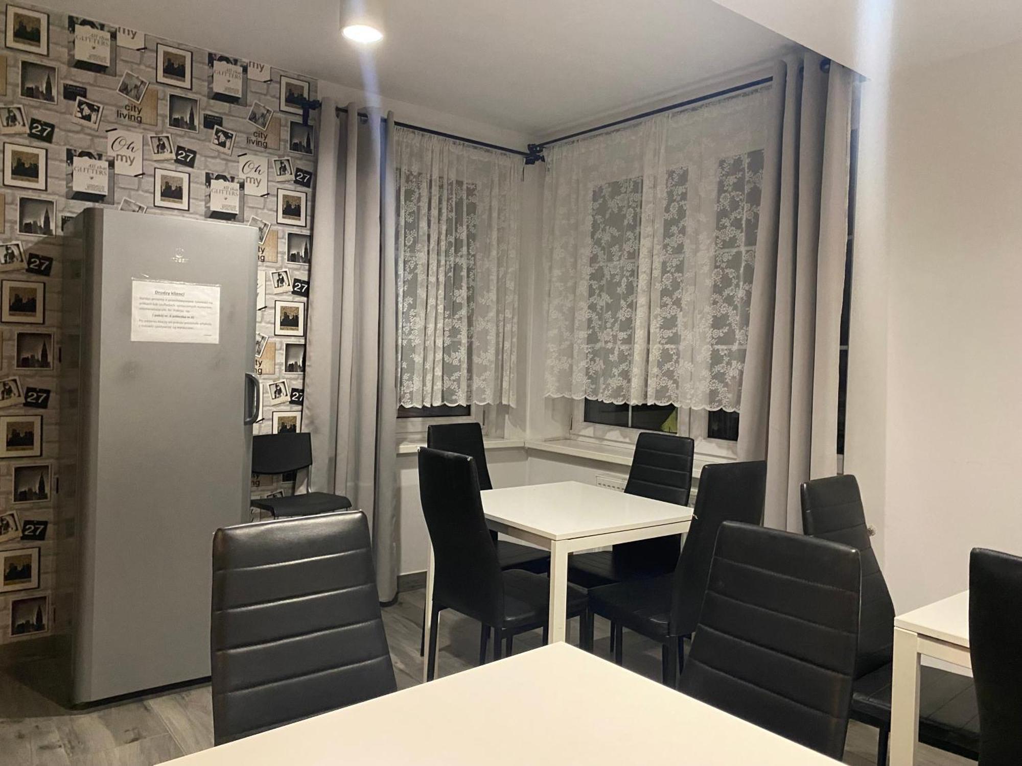 Hostel Przed Switem Ґожув-Велькопольський Екстер'єр фото