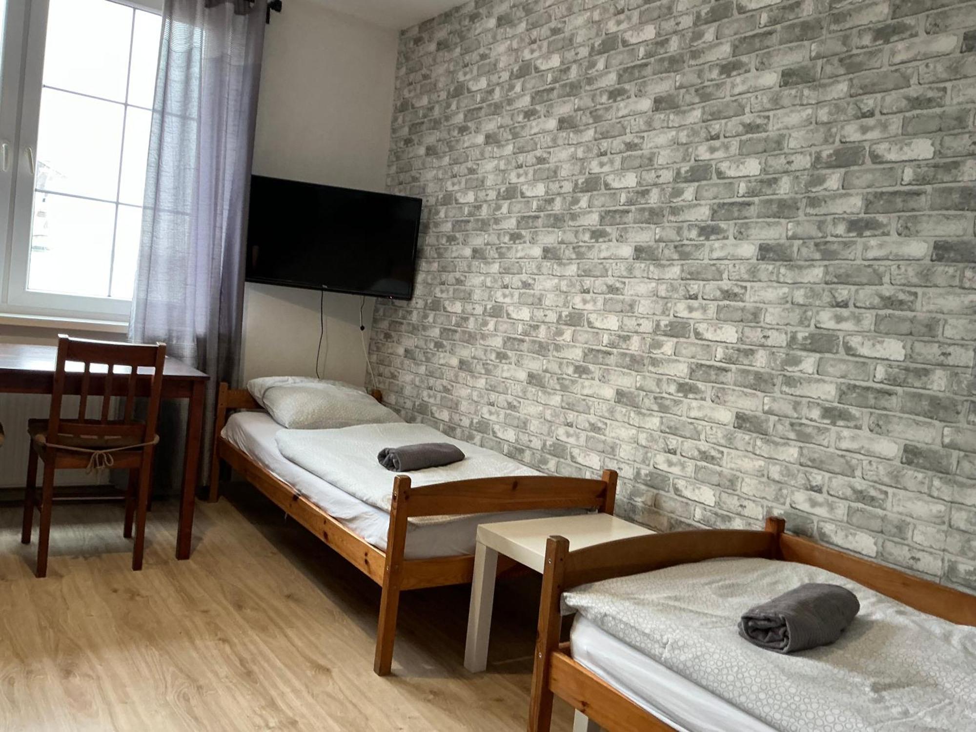 Hostel Przed Switem Ґожув-Велькопольський Екстер'єр фото