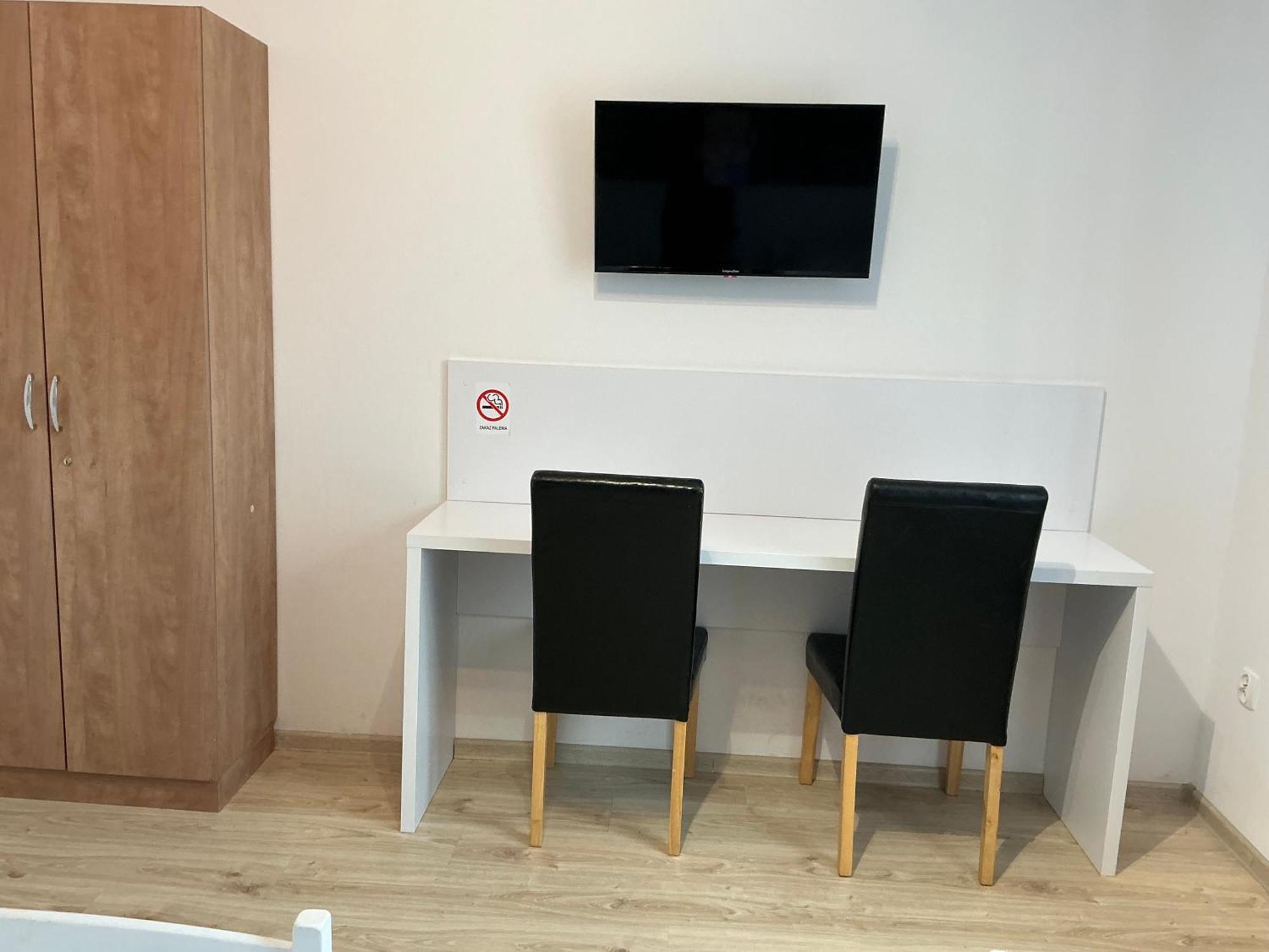 Hostel Przed Switem Ґожув-Велькопольський Екстер'єр фото