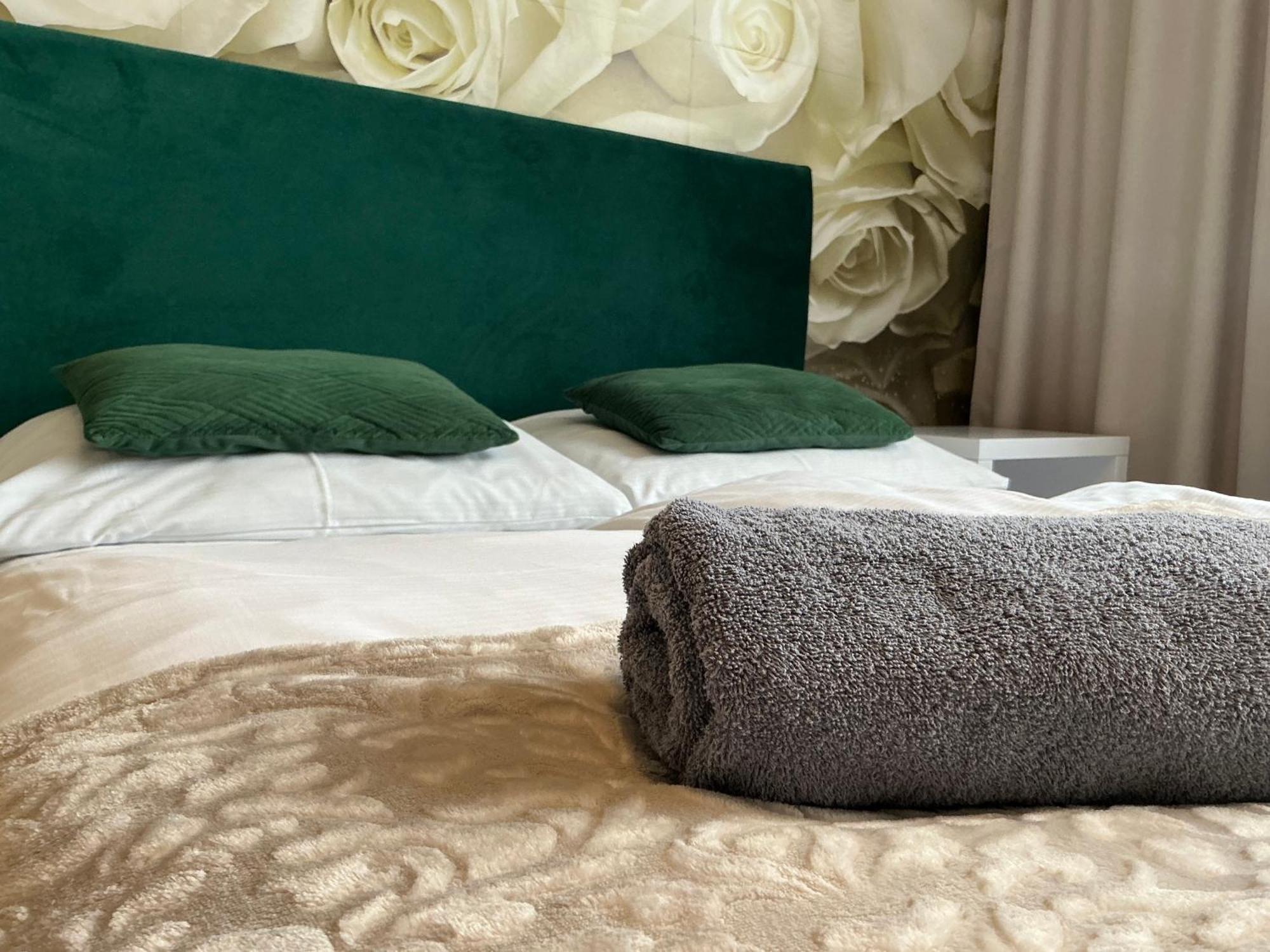 Hostel Przed Switem Ґожув-Велькопольський Екстер'єр фото